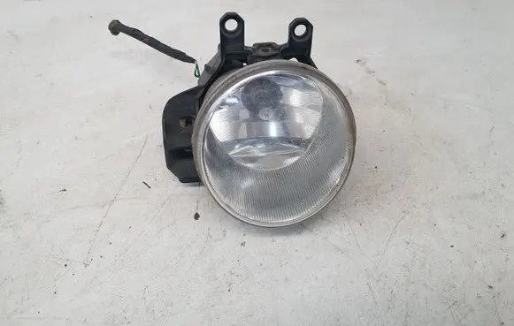 Lexus IS 220D-250-350 Front fog light 79852