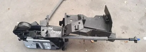 Ford Focus Front door lock BM5AA21813DE