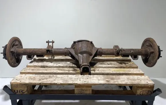 Chevrolet Tahoe Rear axle beam with reductor 