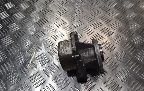 Nissan Almera N16 Vacuum pump 223891205 8200327149