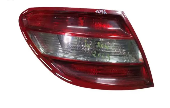 Mercedes-Benz C W204 Rear/tail lights 2048200164