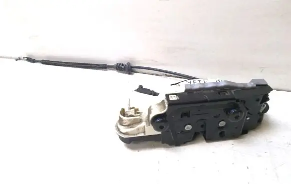 Skoda Yeti (5L) Front door lock 5K2837016B