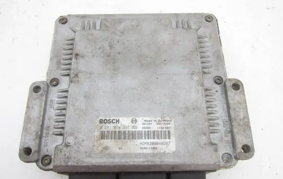 Renault Laguna II Engine control unit/module 8200048297