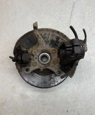 Volkswagen Touran I Front wheel hub spindle knuckle