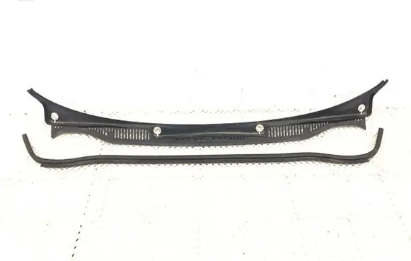 Volkswagen Touran I Wiper trim 2K0819403