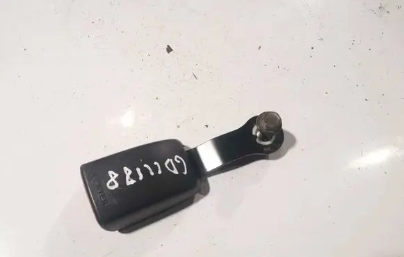 Toyota Corolla Verso AR10 Rear seatbelt buckle E034601