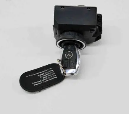 Mercedes-Benz E A207 Ignition lock A2189054701 10107591