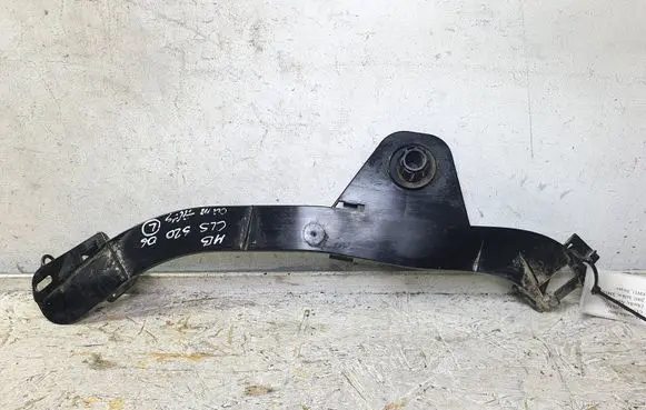 Mercedes-Benz CLS C219 Other under body part 2115460843