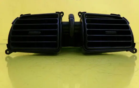 Mitsubishi Space Star Dash center air vent grill MR456712