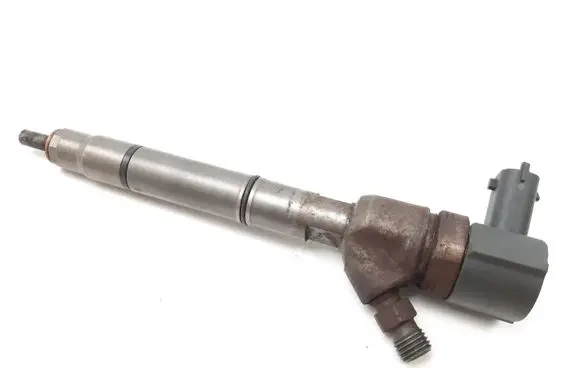 KIA Ceed Fuel injector 0445110320