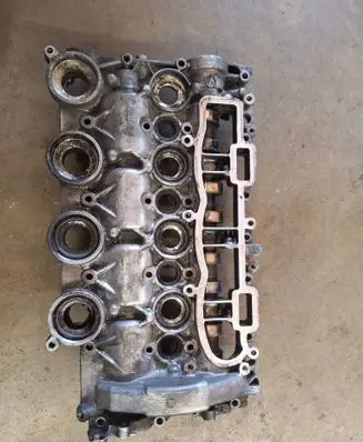 Peugeot 308 SW Engine head 9644994680