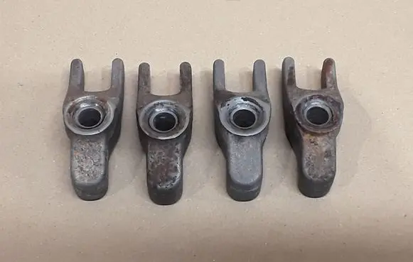 Hyundai Santa Fe Fuel Injector clamp holder
