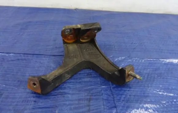 Muffler mount bracket/holder
