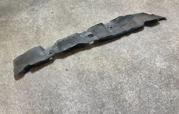 Ford Mach-E I Fender foam support/seal LJ8B4R16E561BA