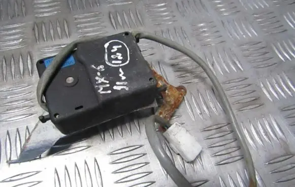 Mazda MX-6 Air flap motor/actuator hb600ga5ra