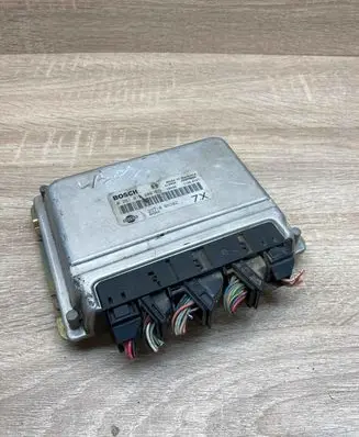 Nissan Almera N16 Engine control unit/module ECU 0281010809 23710BN302
