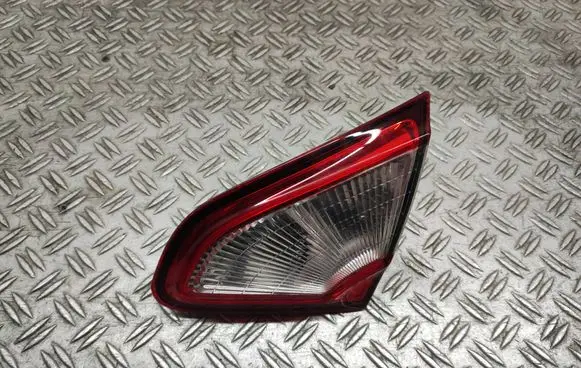 Nissan Qashqai+2 Tailgate rear/tail lights 89503209 B26550BR01A