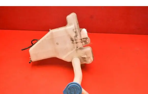 Suzuki Grand Vitara II Windshield washer fluid reservoir/tank HLC-32004