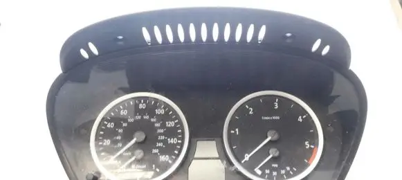 BMW 5 E60 E61 Speedometer (instrument cluster) 6983154
