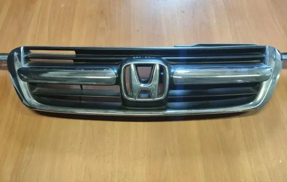 Honda CR-V Front bumper upper radiator grill 71121S9A00