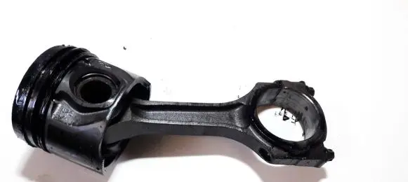 Ford Mondeo Mk III Piston with connecting rod 24655b