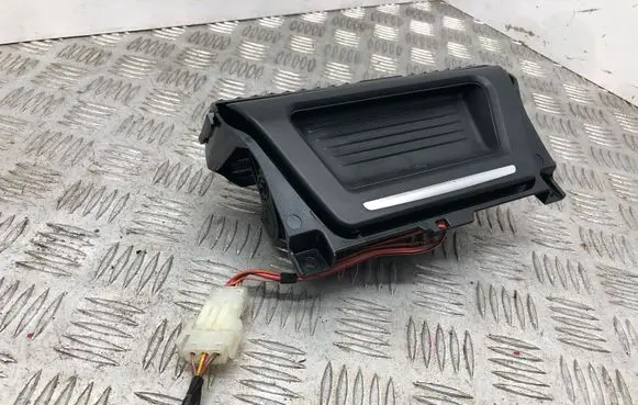 BMW 5 F10 F11 Ashtray (front) 9171558 162083
