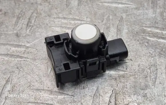 Mazda 3 III Parking PDC sensor KD4767UC1