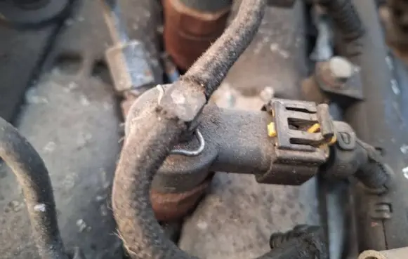 Suzuki Ignis Fuel injector 0445110083
