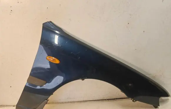 Mazda 626 Fender
