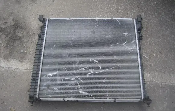 Mercedes-Benz ML W166 Coolant radiator A0995000004