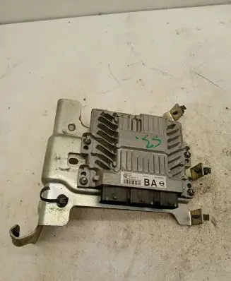 Nissan Qashqai Engine control unit/module 23710JD59C S180033107A