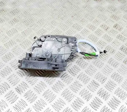 BMW i3 Front door lock 7281936