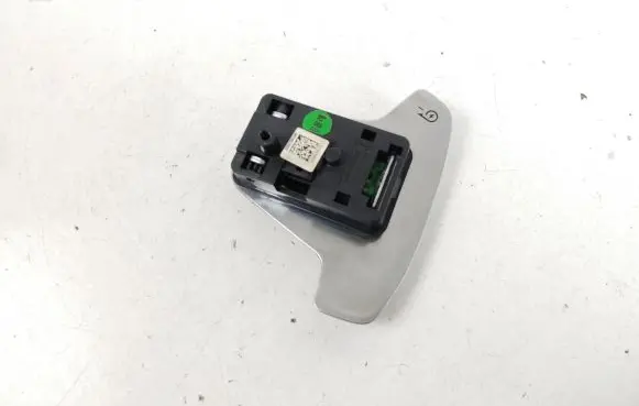 KIA EV6 Steering wheel buttons/switches 96780CV000