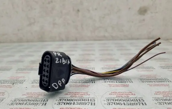 Volkswagen Golf Plus Headlight/headlamp wiring loom/harness 1J0973735