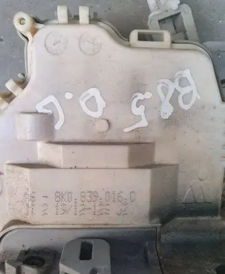 Audi A4 S4 B8 8K Rear door lock 8K0839016C