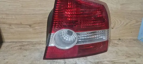 Volvo S40 Rear/tail lights 30678740
