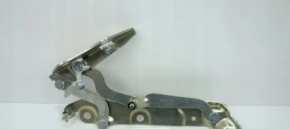 Jaguar XF X250 Tailgate/trunk/boot hinge D36XA