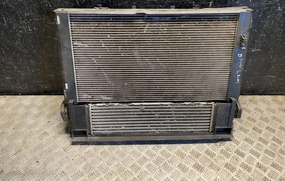 BMW 2 F22 F23 Coolant radiator 933536201
