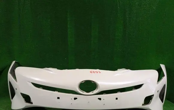 Toyota Prius (XW50) Front bumper