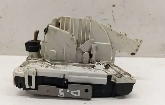 Jeep Cherokee Rear door lock P04589918AD