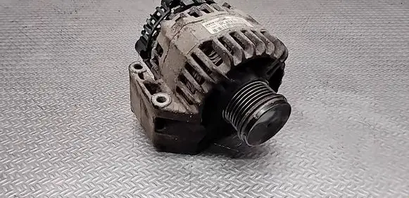 Opel Corsa D Generator/alternator MS1012100961 13256932
