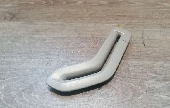 Volvo S40 Seat belt trim 1882