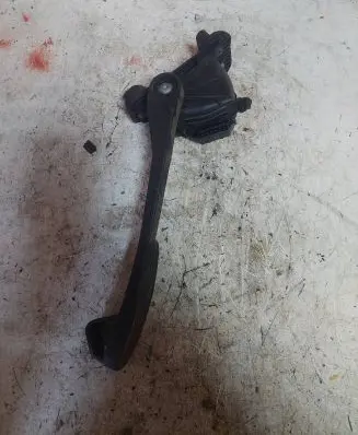 Volvo S60 Accelerator throttle pedal 30636004 6PV00853701
