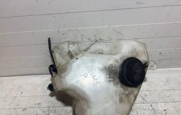 Toyota Prius (XW20) Windshield washer fluid reservoir/tank 060851145