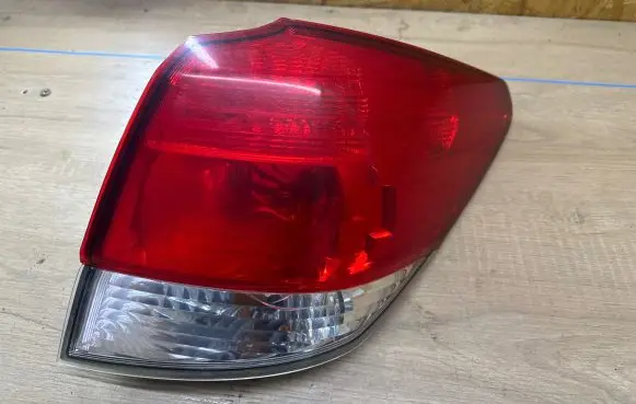 Subaru Outback Rear/tail lights