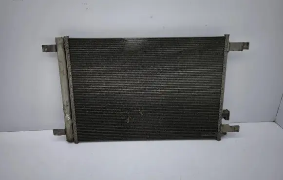 A/C cooling radiator (condenser)