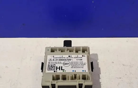 Mercedes-Benz E W213 Door control unit/module A2139004709 A2139012900