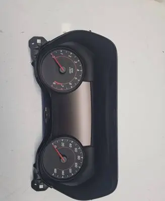 Speedometer (instrument cluster)