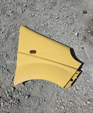 Opel Vivaro Fender