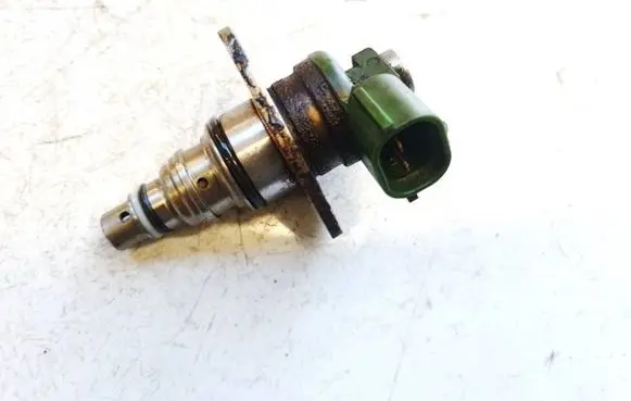 Toyota Avensis T220 Fuel pressure sensor 